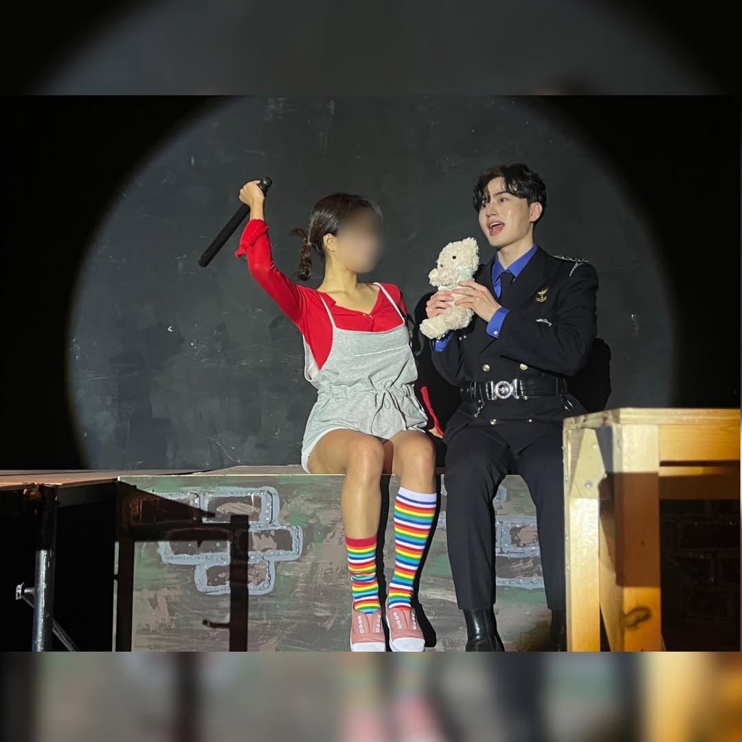 CL_S2_VER's tweet photo. 제일 좋아하는 짱님 사진 골라보라하면
역시 학공사진이겠지 ..🫣💕 https://t.co/1iSj6DmuLB