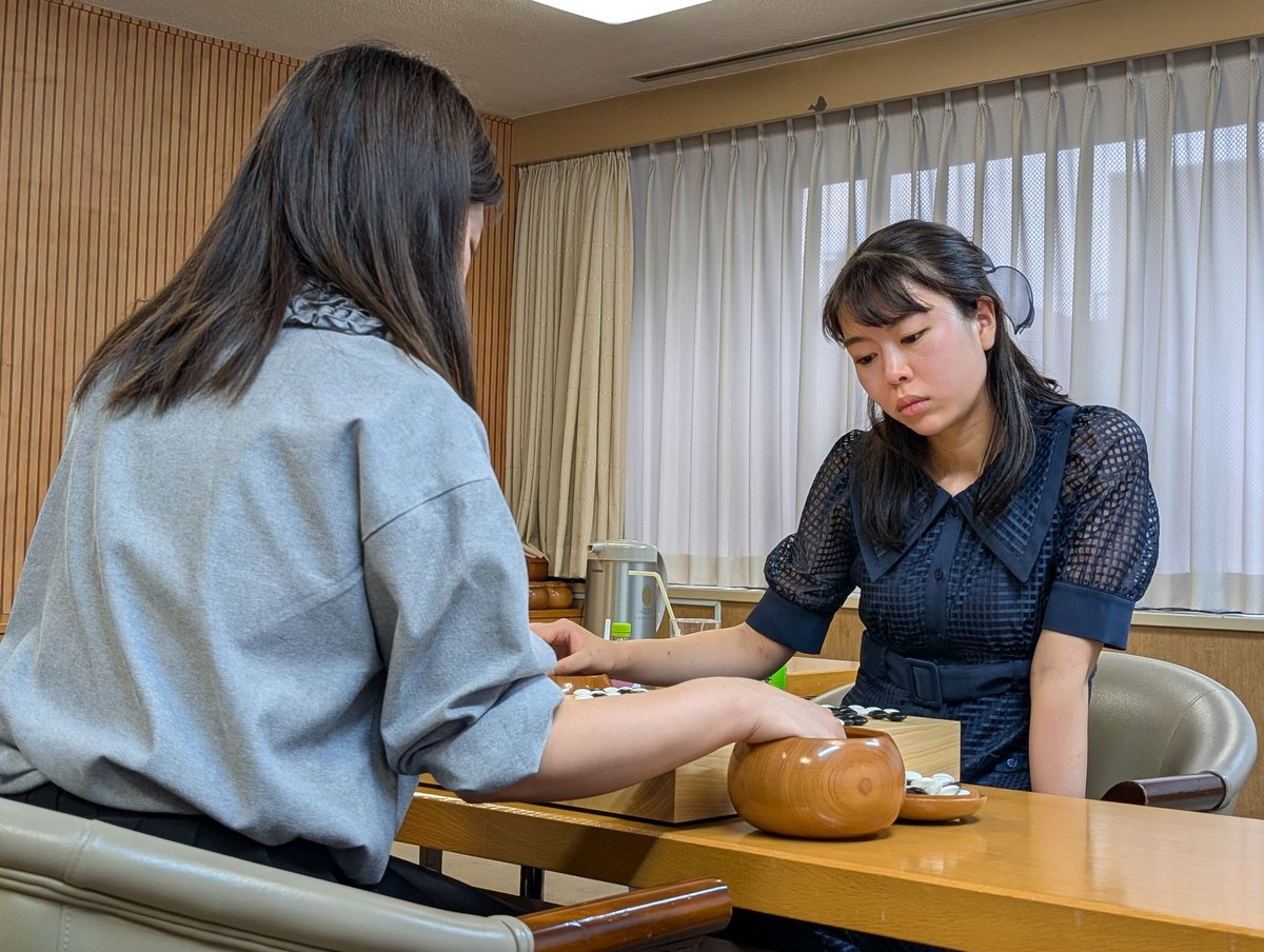 女流本因坊戦•KK共同通信 tweet media