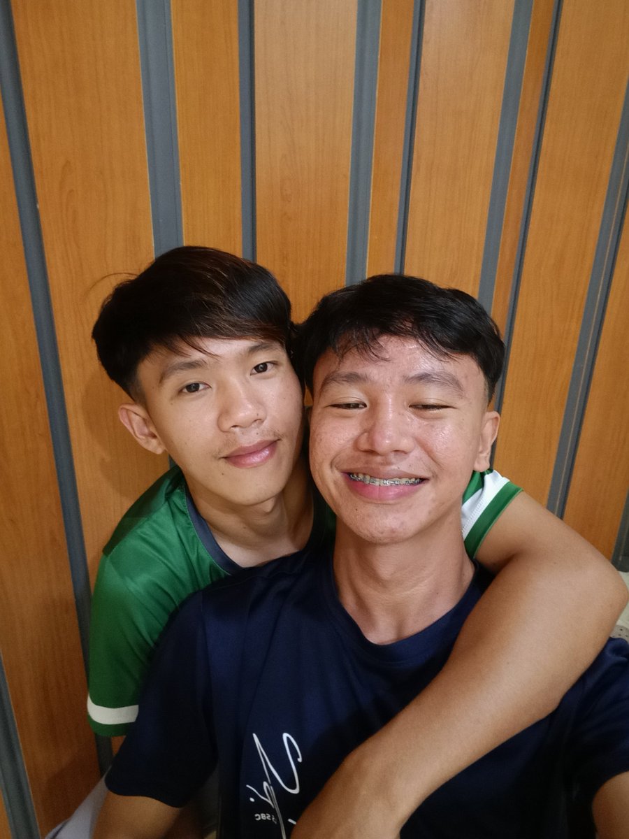 jayrickunmasked's tweet photo. 🐕🐉

him loves!😚✨ https://t.co/L06hkHHnu5