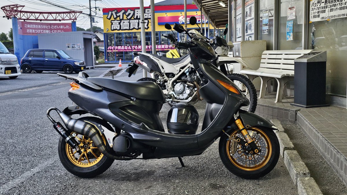 もみあげ tweet media