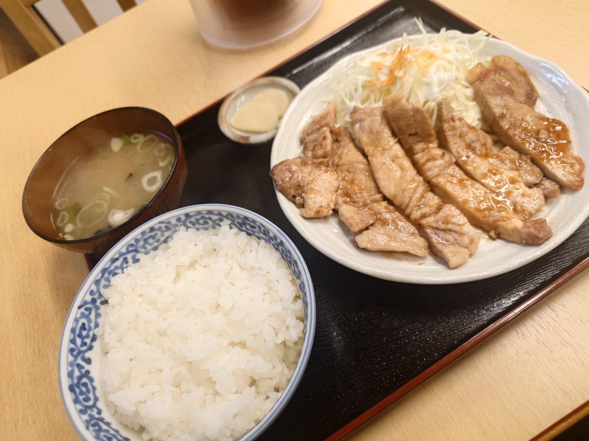 もっか tweet media