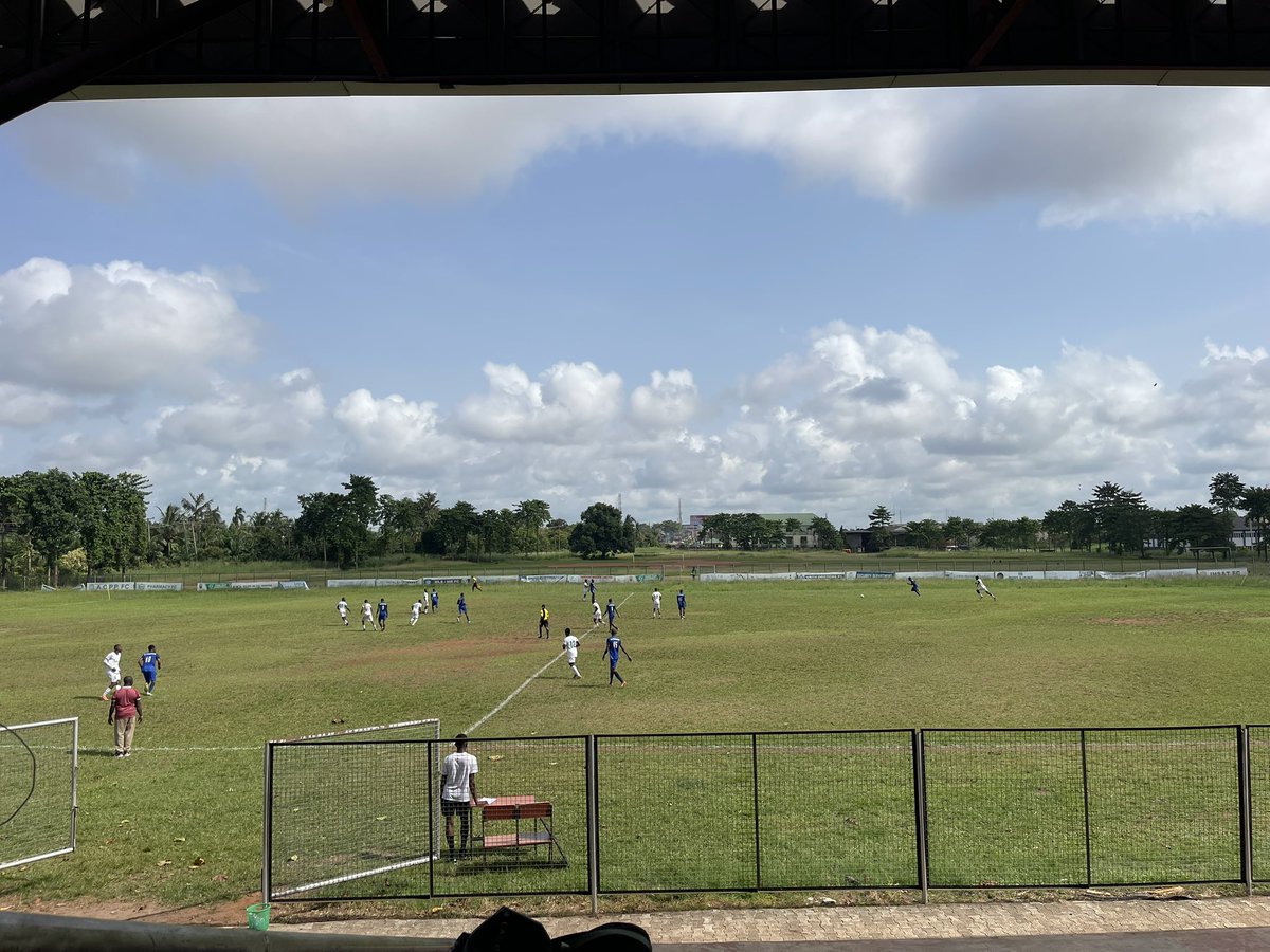Stanbig4L's tweet image. Here for a Benin City Youth League showdown. ⚽️🔥

HT: BJ Foundation FC 2-0 Eagles Wings FC

 #StanBig4LxBCYL