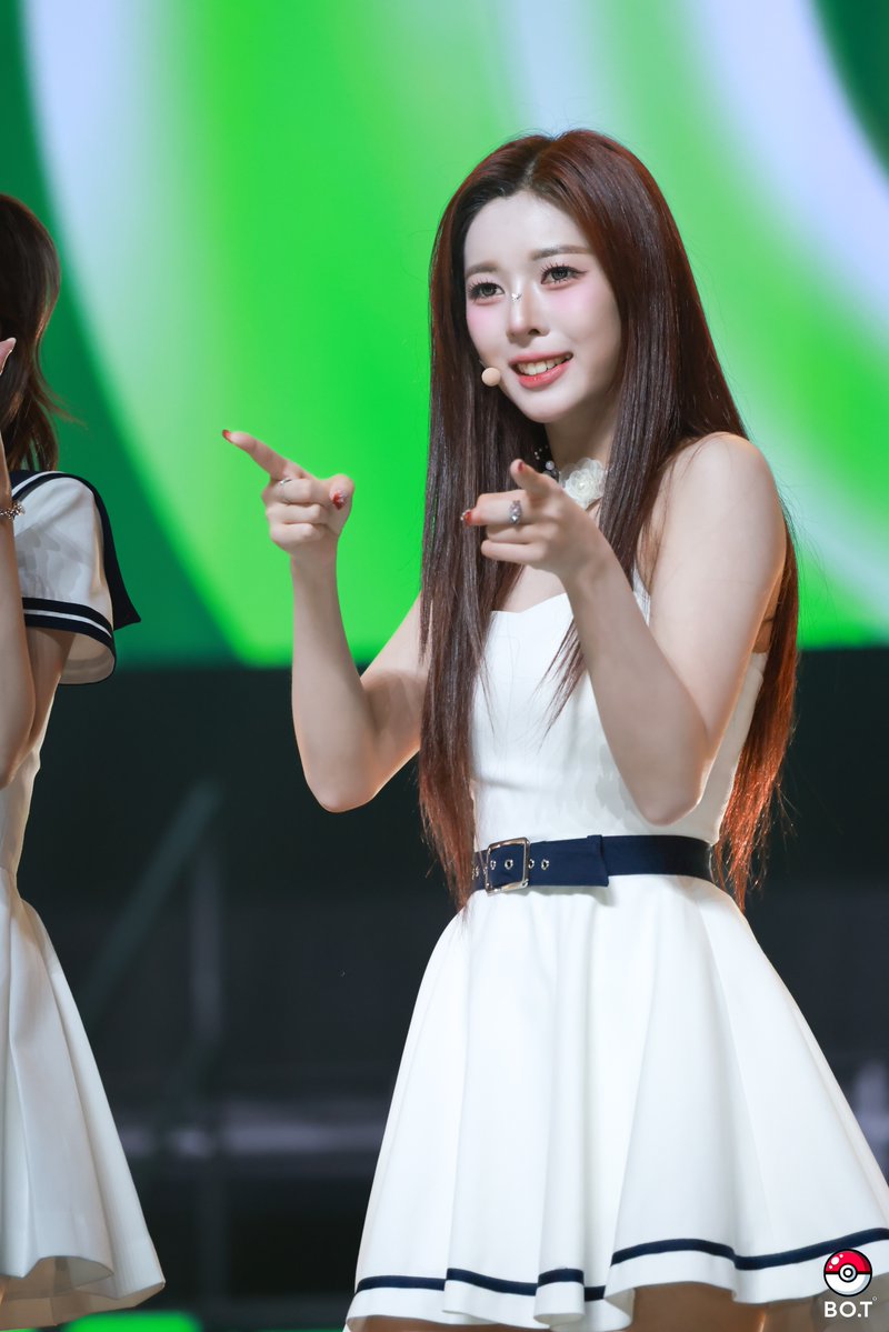 박박박박안 tweet media