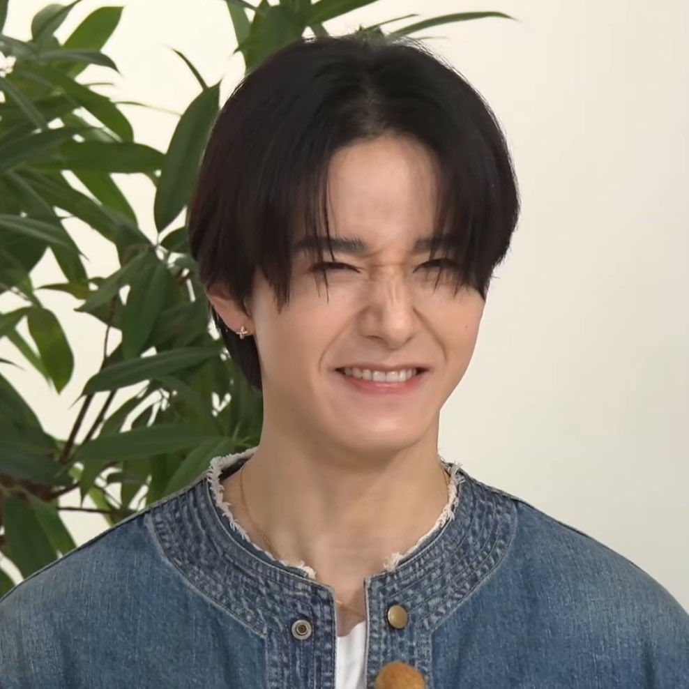 𝓢𝓾𝓰𝓪𝓻︎︎︎︎𓂃꙳⋆ tweet media