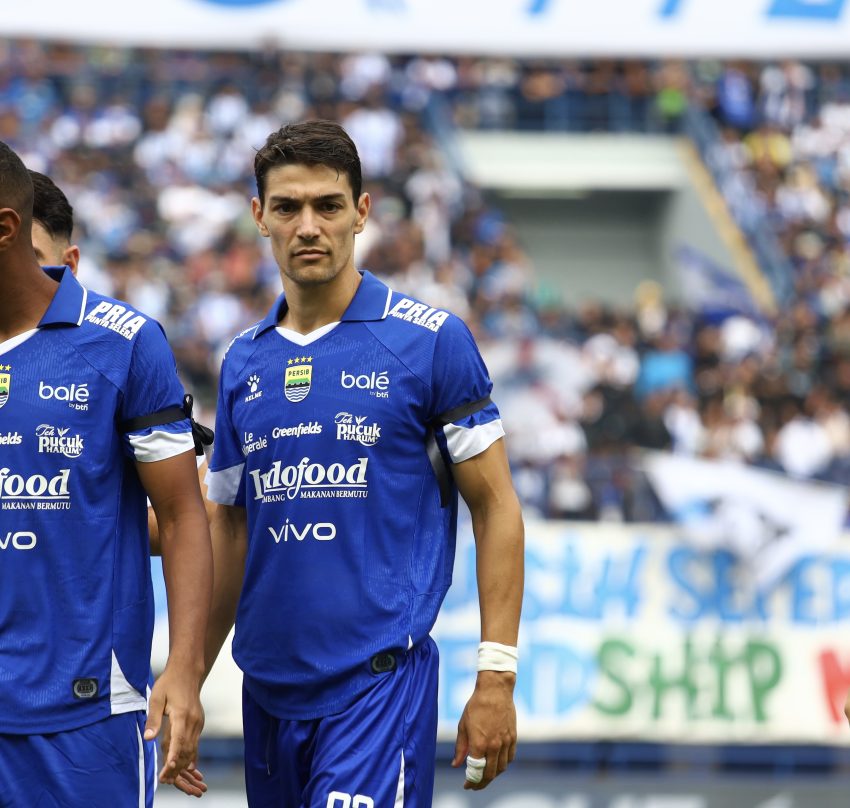 IndosFC's tweet photo. 🧐 PLAYER TO WATCH! 🇮🇩ISL 2025/26

💙 🇮🇹Federico Barba (32/DF/PSB)

22 Laga (18 Stater)
91% Akurasi Operan
43.2 Operan Sukses/Laga
3.5 Intersep/Laga
1.1 Tekel/Laga
2.2 Sapuan/Laga
11(7) Tembakan (Tepat Sasaran)
5 G/A (4 Gol dan 1 Asis(
20 Pelanggaran
3 KK

STATS VIA I-LEAGUE

PERSIB yang kembali berjodoh dengan pemain asal Italia.

Who's next? 😁💙🇮🇹