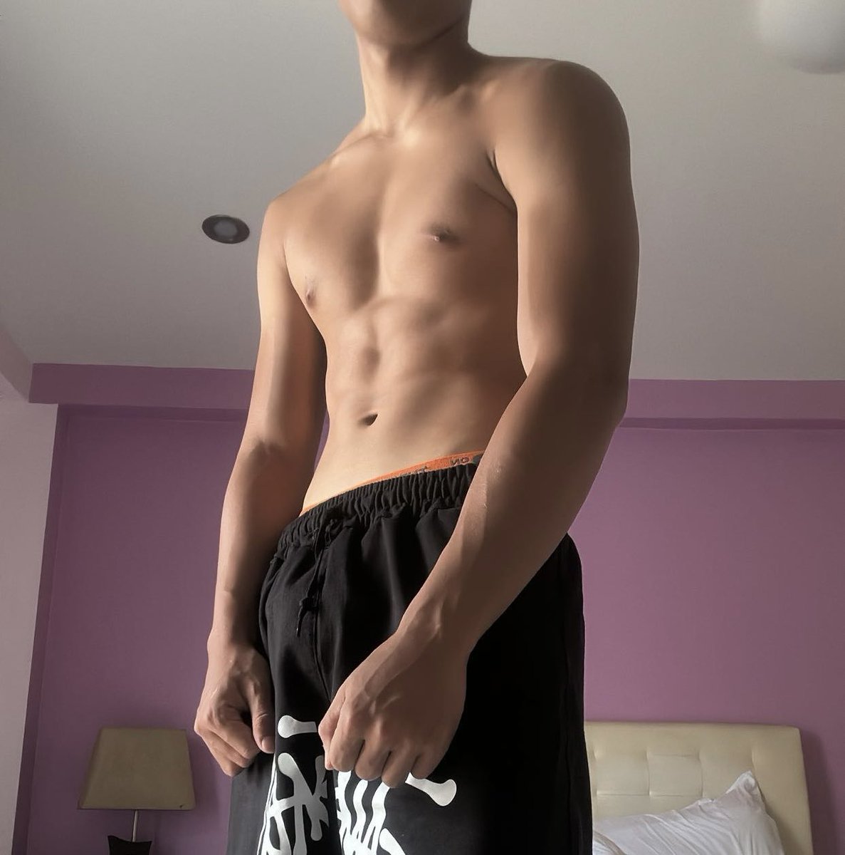 wanted404 tweet media