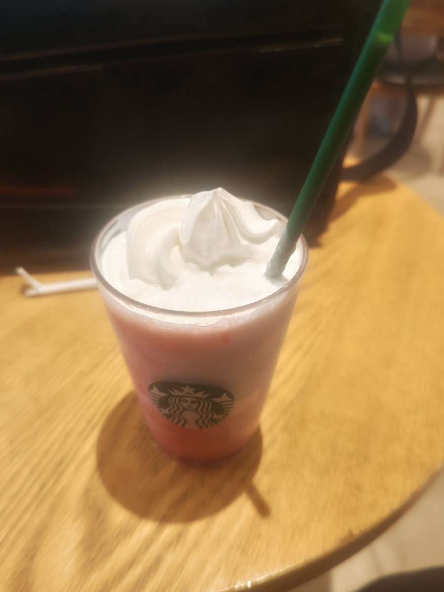 人生をノリとパッションで８割生きるyuyi tweet media