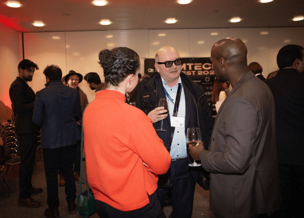 Genuine question for investors and founders: What's the actual bottleneck right now?
A) Finding the right technology
B) Finding the right capital
C) Finding the right people
D) Finding the right room to be in

Drop your answer 👇