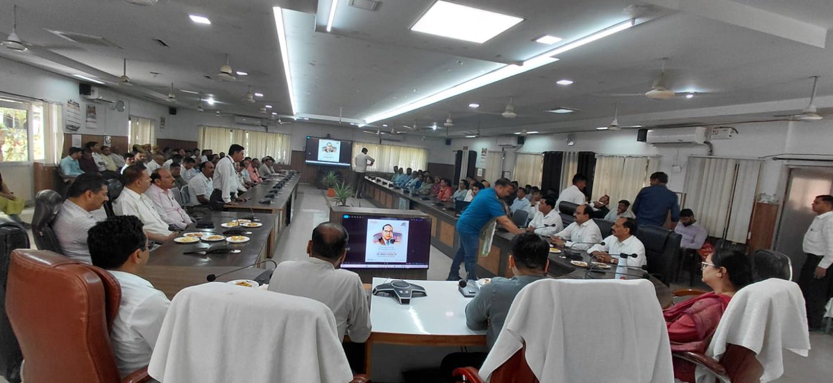 DM Hathras tweet media