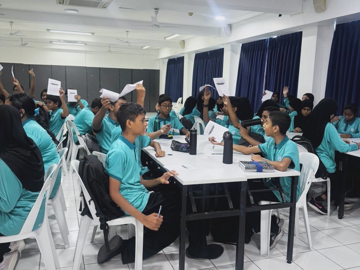 SAILSProjectmv's tweet photo. Highlights from Day 3 - Career Guidance for Rehendhi School Students 

Exploring the world beyond the classroom ✨
Students learned about today’s careers, emerging opportunities, and what the future of work looks like.

#FutureCareers #CareerAwareness

@ncsgovmv @MoHEmv https://t.co/PTnMk0UBH4