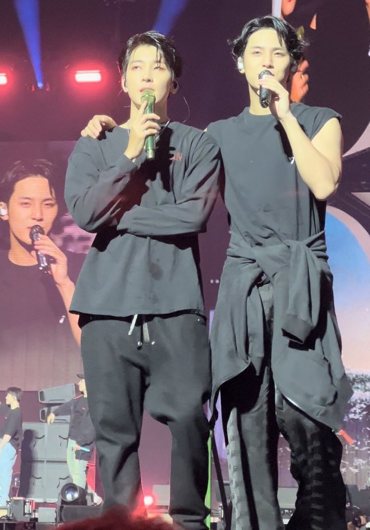 hourlyminwon 💚💜 tweet media