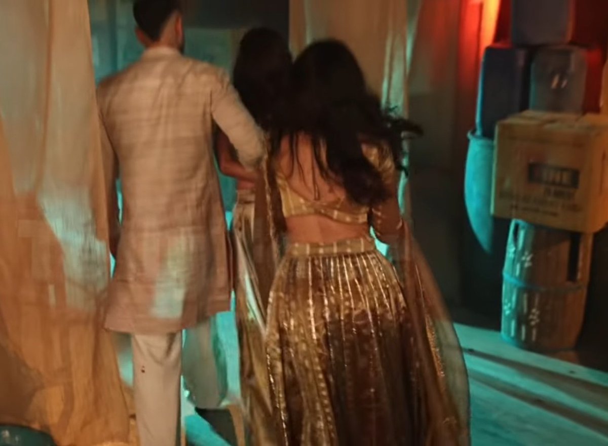 xyz1234578__'s tweet image. My gunde couple 😭🔥

Vikrant is just as ruthless as Mannat. Damnnn he’s even ready to shoot Malla if anything happens to Dua😭
#mannat #ManVik
