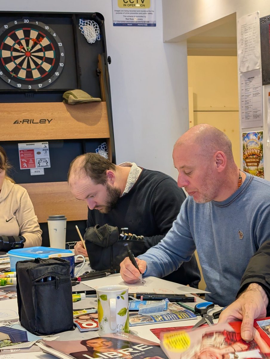 RRR_LUF's tweet image. Creative Therapy 🎨✨

A relaxing Creative Therapy session, offering space to express, reflect, and connect. A great way to support wellbeing through creativity in a calm and supportive environment.

#RedRoseRecovery #CreativeTherapy #Wellbeing #Community