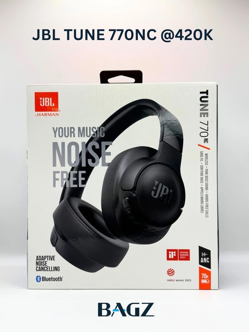 bagzapplestores's tweet photo. Turn up the vibe with JBL headsets๐๐ง
Deep base , clean sound. Zero distractions ๐๐ฅPlug in ,tune out ,and let the music speak ๐ฏ #jbls #soundon ๐#MusicVibes https://t.co/lsHLK1ak36