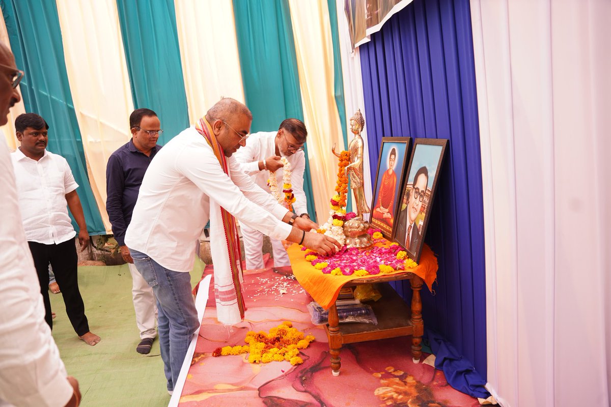 MegheSameer's tweet photo. भारतीय राज्यघटनेचे शिल्पकार, भारतरत्न डॉ. बाबासाहेब आंबेडकर यांच्या १३५ व्या जयंती निमित्त हिंगणा मतदारसंघातील टाकळघाट, रायपूर (हिंगणा ),वानाडोंगरी, राजीवनगर, ईसासनी तसेच वाडी येथे आयोजित कार्यक्रमात उपस्थित राहून, https://t.co/NdqLroiw7K