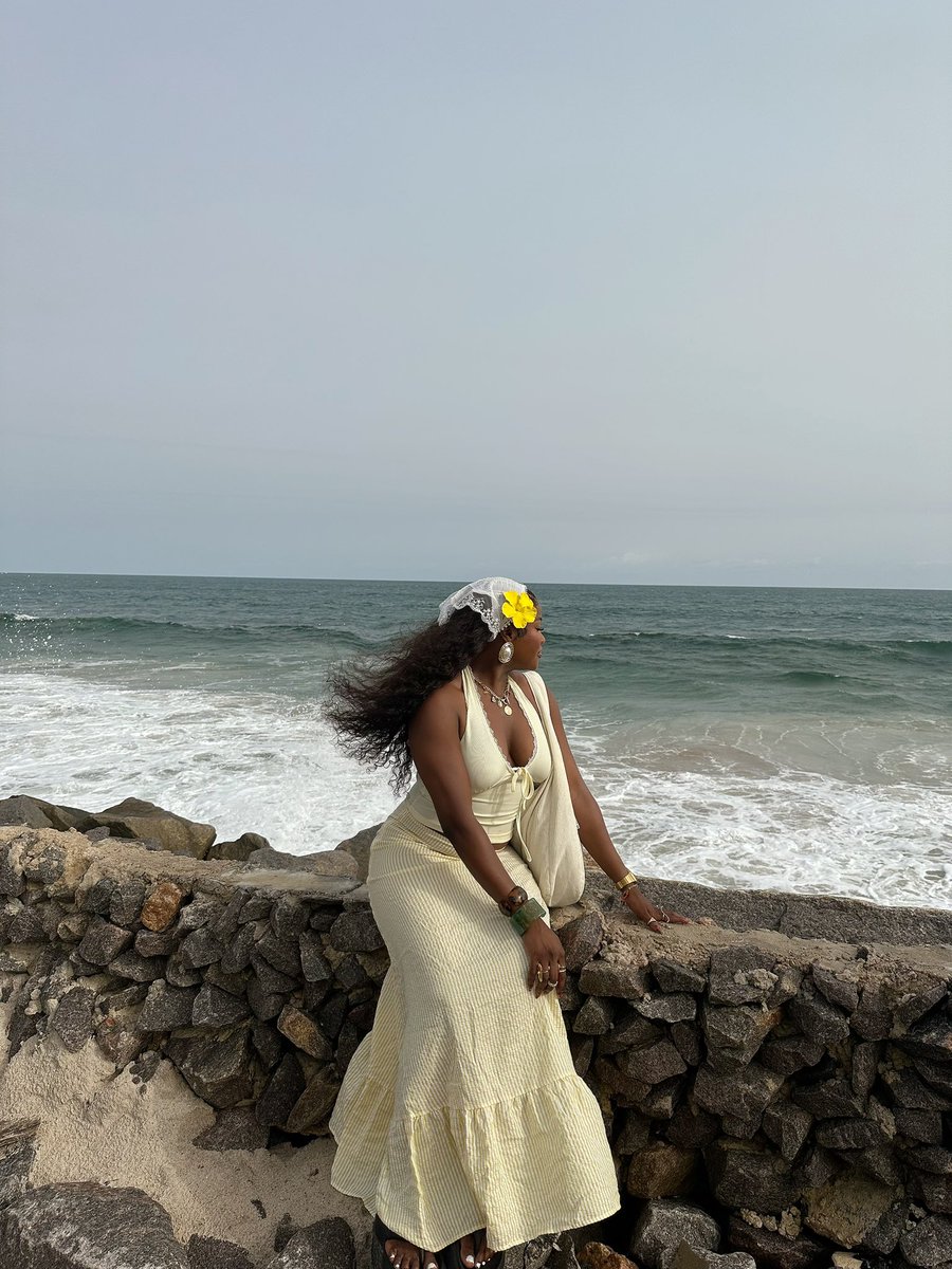 Bola Montana tweet media