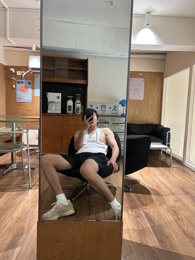 椰子味爱好者 tweet media