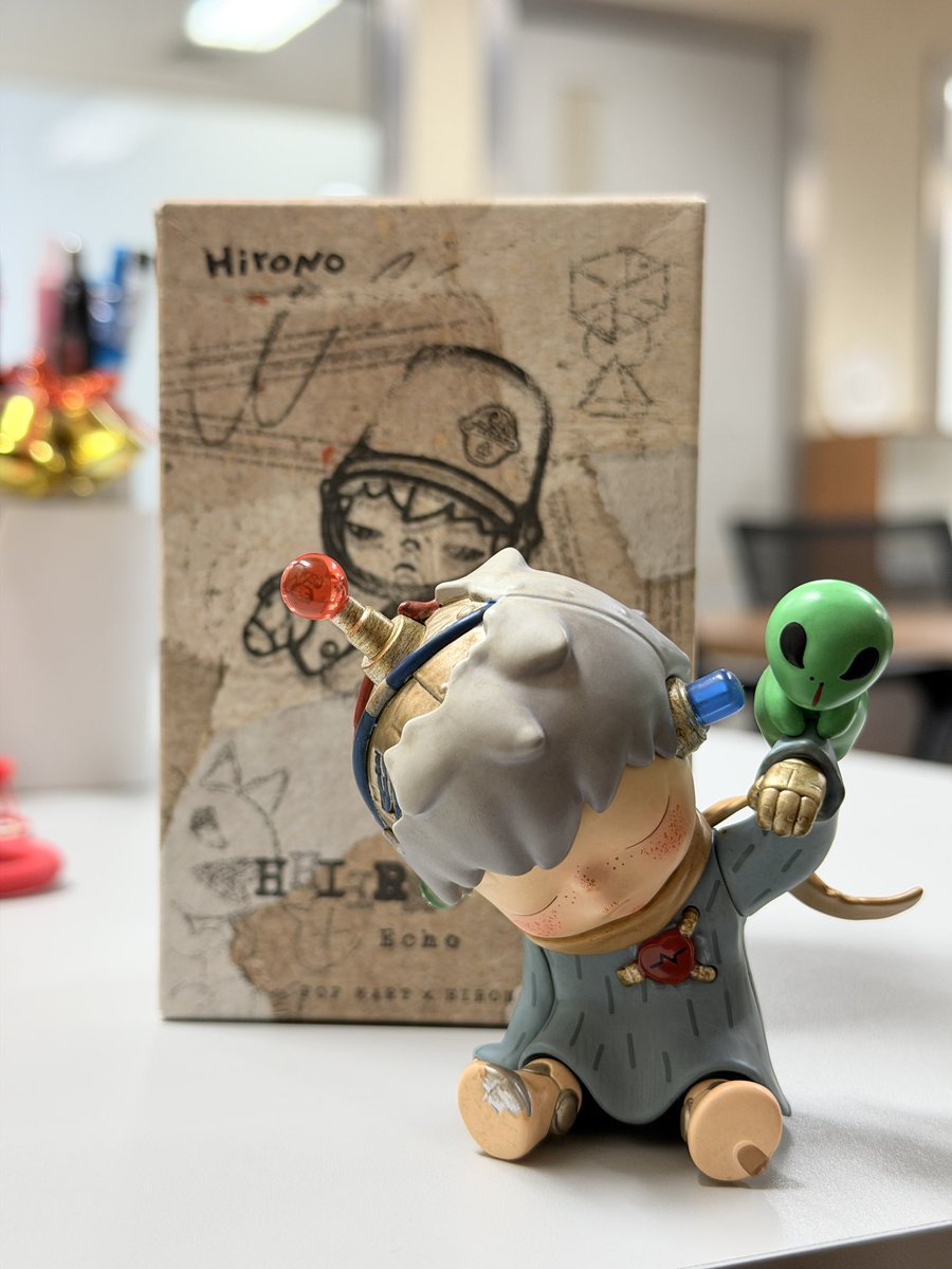 ksklsgr's tweet photo. WTS #Hirono koleksi pribadi
- Hirono Echo - Alien (secret) IDR 795.000
- Hirono MC - Doctor Beak IDR 185.000

ambil dua2nya IDR 950.000
Kondisi unsealed with box
Nego di DM ya
#wts #zonauang #zonajajan #secret #wtb https://t.co/c47UnXGNaX