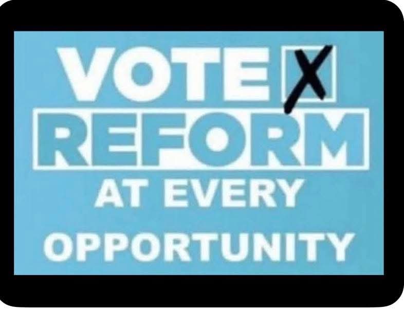 JoJo94294406's tweet photo. @libdemdaisy @LibDems Says the one in a party that killed 23 postmaster. All for money #postmaster #PostOfficeScandal @x @Nigel_Farage @reformparty_uk #VoteReformUK https://t.co/oLuvrEnVz8