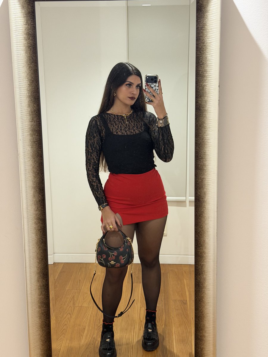 Princess Ava Stone tweet media