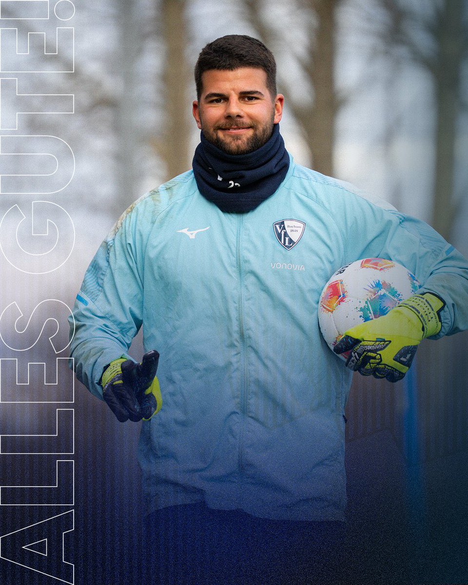 VfLBochum1848EN's tweet photo. Happy birthday to Niclas #Thiede! Our keeper turns 27 today! 🥳🙌
#meinVfL https://t.co/Px0GrsGXGq