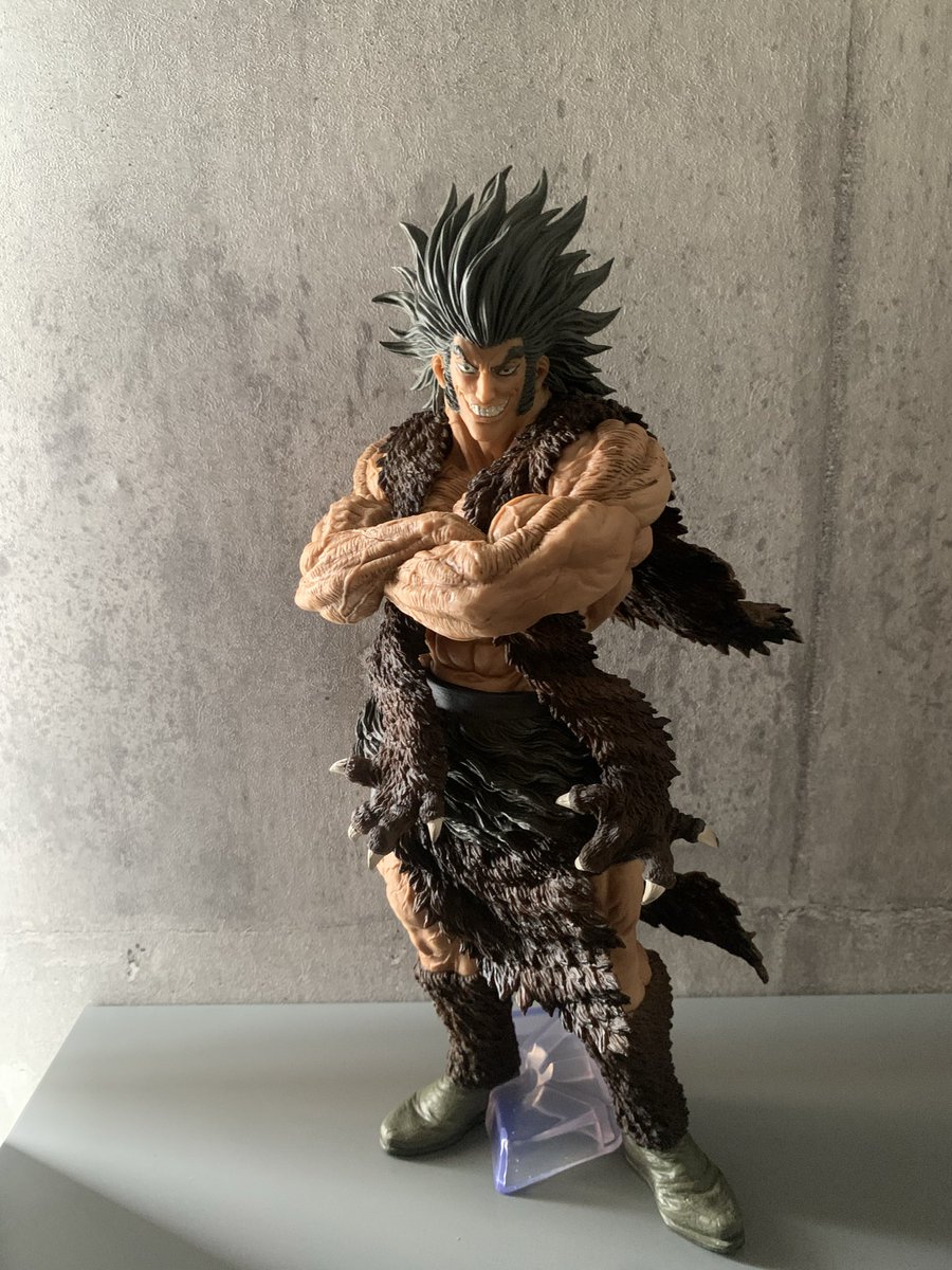 yakinakewanemui's tweet image. やっとこいつを我が家に迎えました。造形はもちろんこの筋肉💪
重厚感もヤバすぎです👏
ウボーさん来てくれて有難う🕷️🕷️🕸️
#hunterxhunter