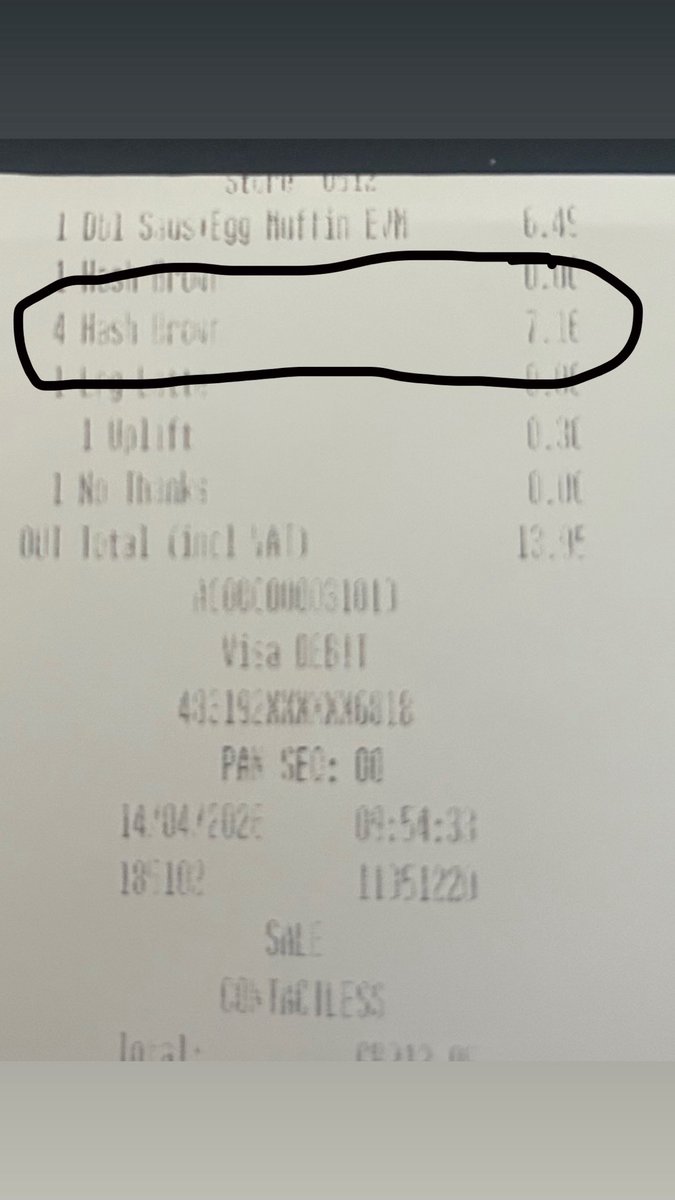 MyMaN1989's tweet photo. @McDonaldsUK  £7.10 for 4 hash browns!?? 
#daylightrobbery #wantsboycotting 
Not going there ever again https://t.co/Pf9JTTjqoD