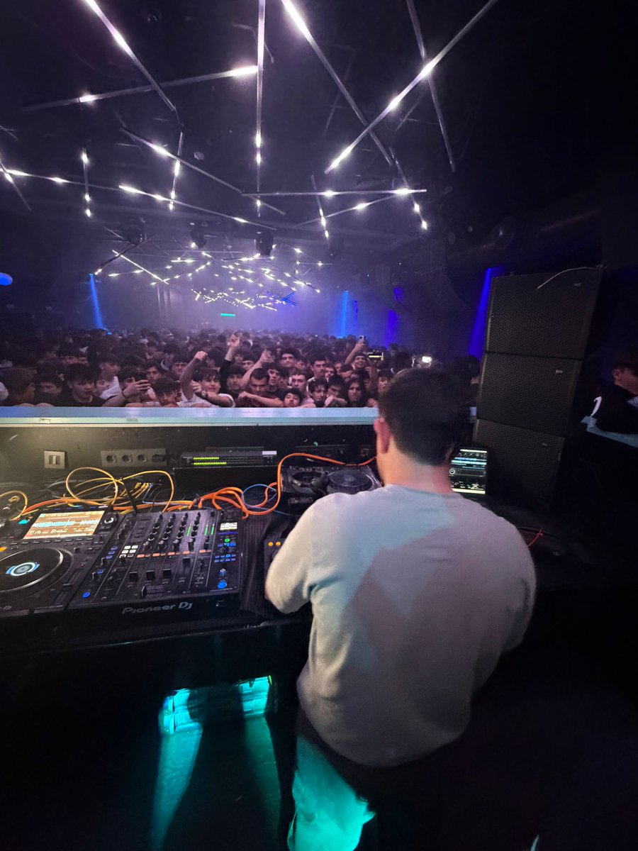 cabesita-chan tweet media