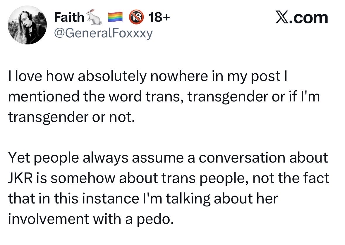 Alexa 🎗️🧡🧡🧡 tweet media