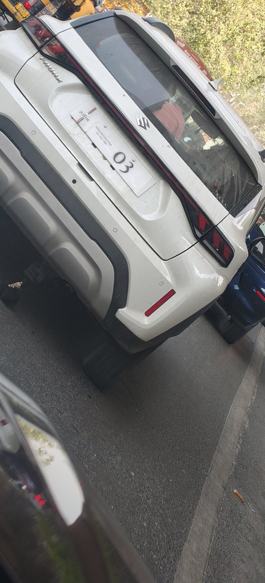 Kammoooooo's tweet photo. Guess the number plate and win jackpot of 1lk

@MTPHereToHelp please wake up. 

Saw multiple officers on road no one took any action https://t.co/IBzcCnDoA0
