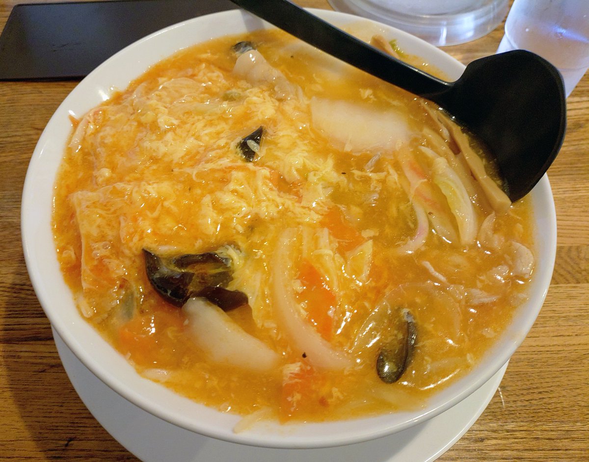 今日のランチは…

酸辣湯麺(麺大盛)1210円😋😋😋

#上田市
#ラーメン大学