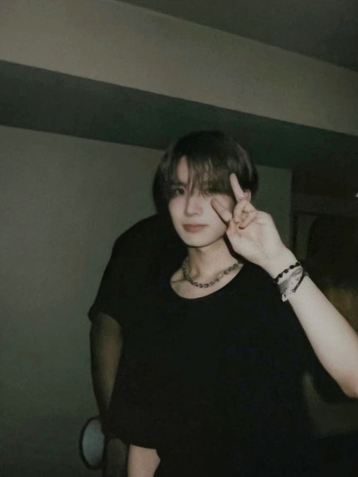 kng7xu's tweet image. Сегодня я пою тебе оды, самый любимый мой человек, мое спасение, мое сердце. Ты должен знать как сильно тебя любят и жду, мы никогда не бросим тебя, наш самый сильный оленёнок🩵 

HEEVERLASTING LOVE FOR EVAN
#WithEvanInEveryWay
#모든순간_에반과_함께
#EVAN #에반