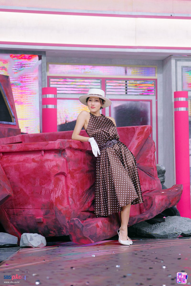 HWASA GLOBAL | 화사글로벌 tweet media