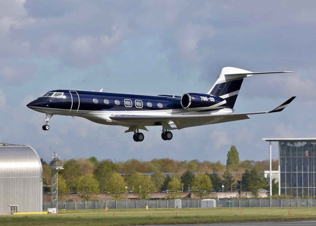 AeroResource tweet media