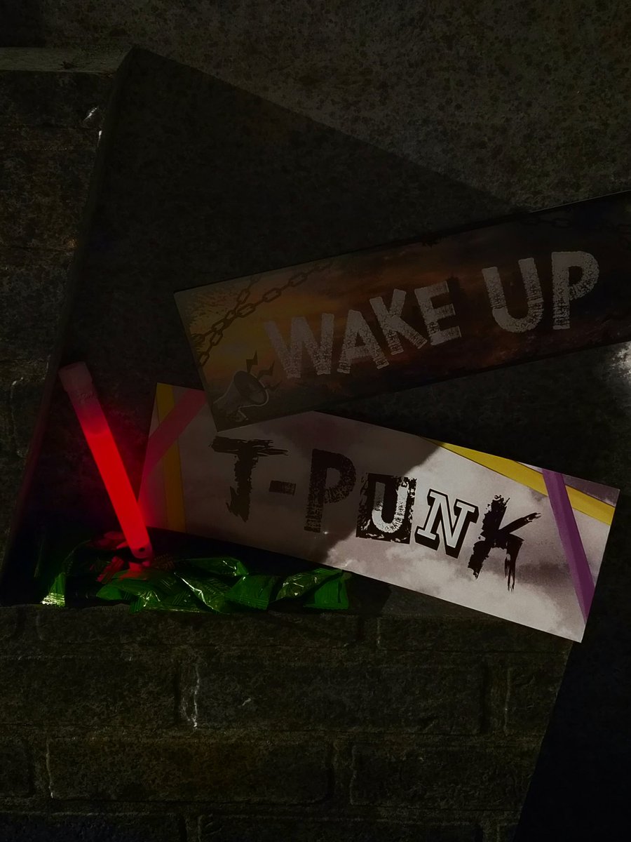 섬으로 간 나비 tweet media