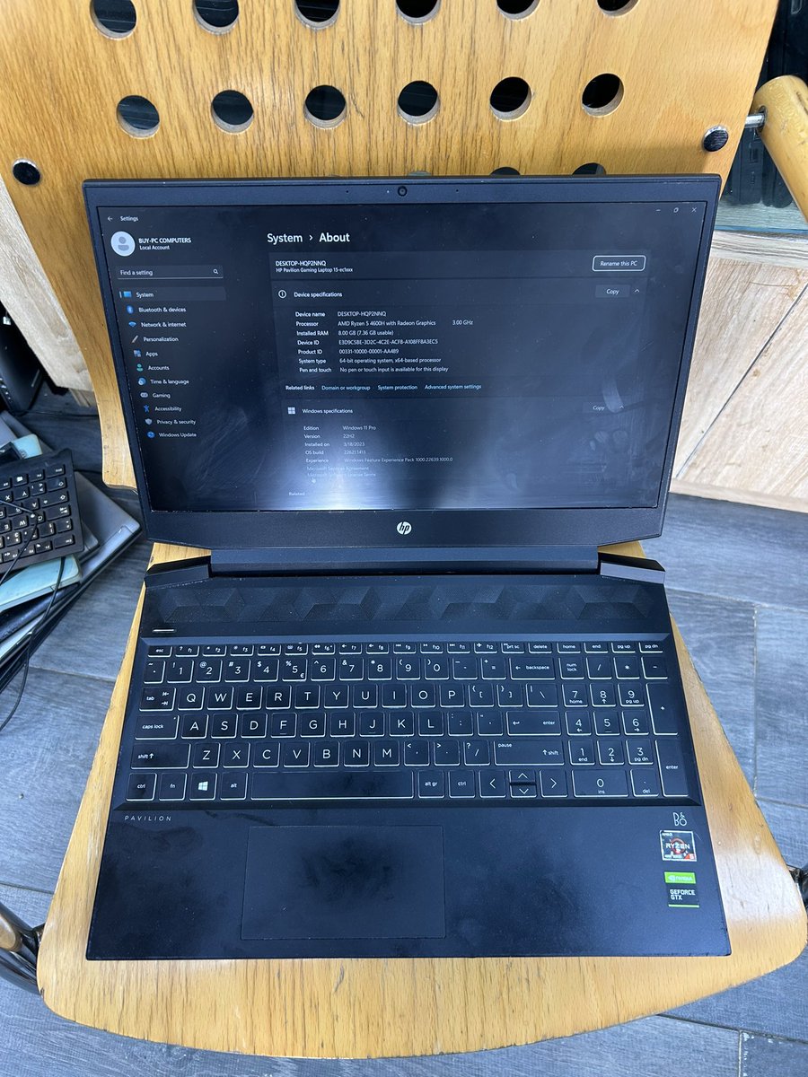 Val Gadgets tweet media