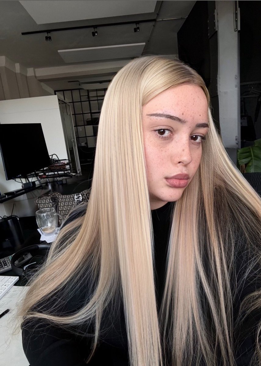 Lady Trixie tweet media