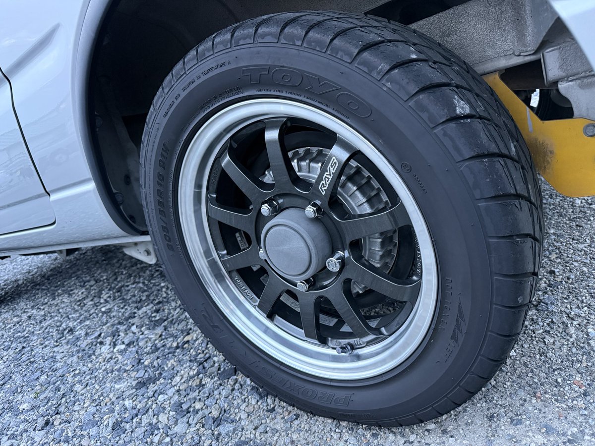 そういえば夏タイヤに履き替えました