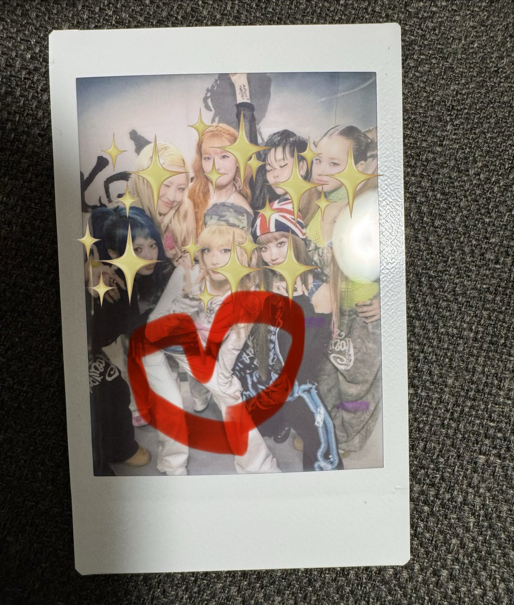 ALPHAZ_akazouta's tweet photo. 🐺こちらは是非ともGETしてもらいたい❤️‍🔥
全員可愛いかっこいい😎💕
（浮き出途中のため白っぽいですが時間が経ったら白飛びしてません）
#ALPHAZ #XGチェキ #favsquad https://t.co/HOFq65R7pr