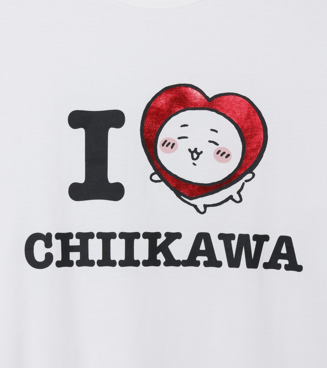 talkingheads_0's tweet image. ＼ PICK UP ITEM ／
ちいかわを愛するすべての人へ😘✨
キャッチーな「I LOVE CHIIKAWA」ロゴと、
キラキラ輝く箔プリントのハートが胸元を飾る長袖Tシャツ、好評発売中🩷
推しへの愛は、着て伝えよう🤍

🔗 x.gd/TRJNb

#ちいかわ　#Talking