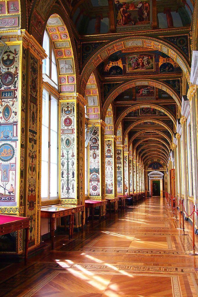 A few examples of Saint Petersburg architecture.

Russia 🇷🇺