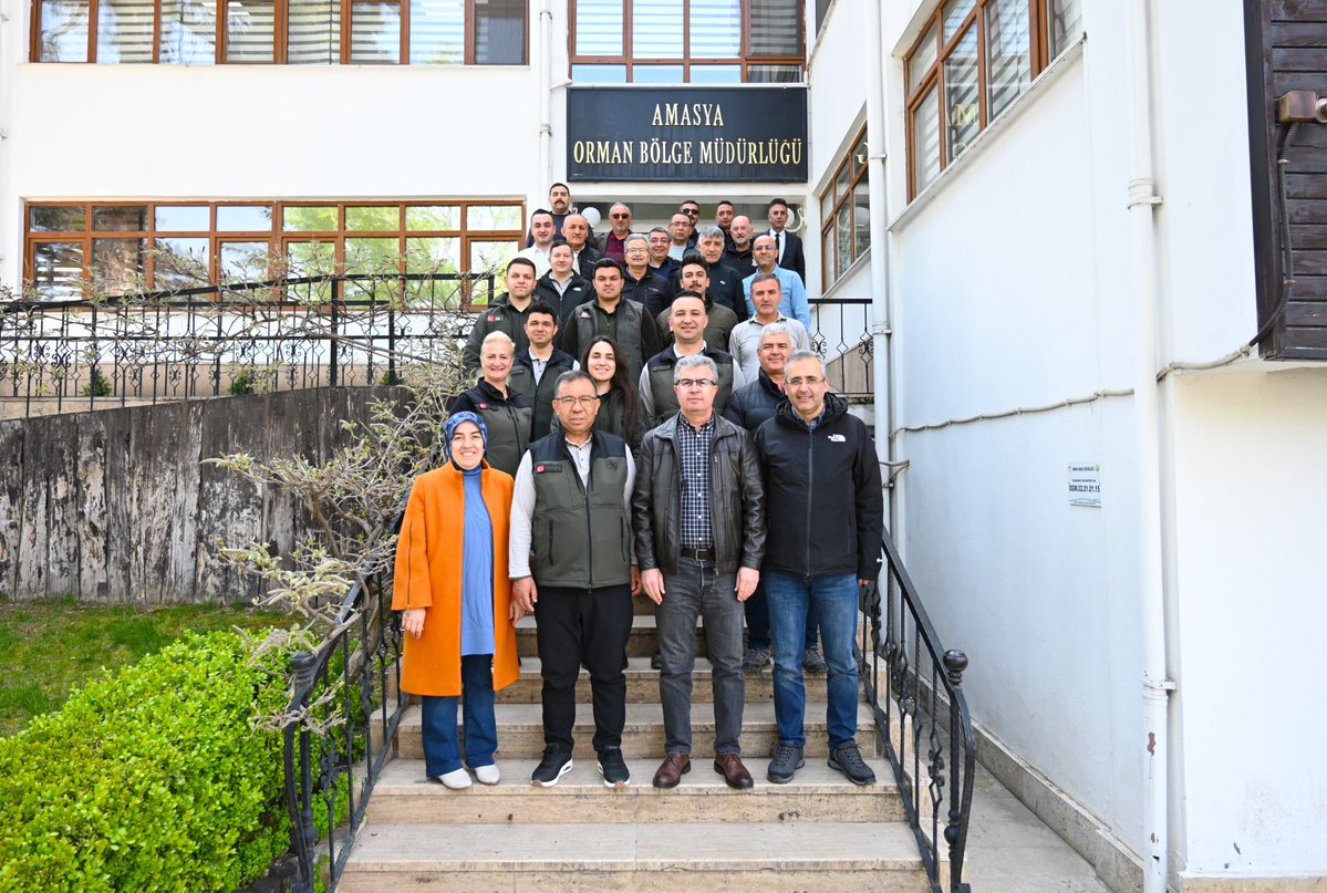 amasyaobm's tweet image. 💪🥇🏆Amasya Ekibi TOY İçin Yola Çıktı

Orman Genel Müdürlüğümüz tarafından bu yıl ilki düzenlenecek olan (TOY)Türkiye Ormancılık Yarışmaları’na katılacak olan ekibimiz Bölge Müdürümüz Ferdi Özer başkanlığında yarışmanın düzenleneceği Trabzon’a hareket etti.

#ogm #TOY #lives