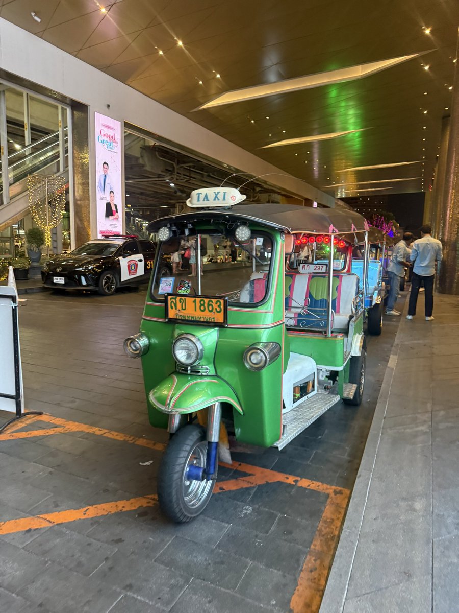 milbertdan's tweet photo. Thailand - Day 1 https://t.co/PCkxt2aVUo