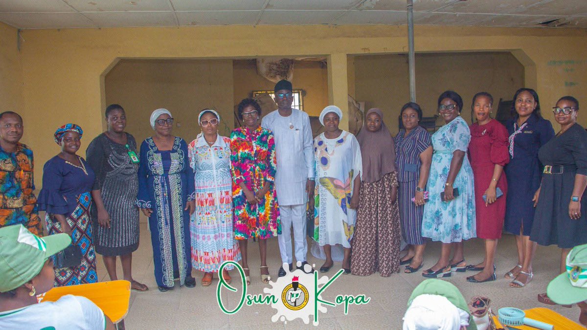nysc360's tweet photo. Boripe LGA: Highlights from the familiarisation tour of Ikirun Zone by the NYSC Osun State Coordinator, Mr. Ekeng Kubiangha, featuring interactions with Corps Members and  stakeholders. 
#NYSC #NYSCOsun #NYSCNigeria #Ikirun #YouthService #CommunityImpact #Boripe  #IRAGBIJI https://t.co/PTZbsDbpDK