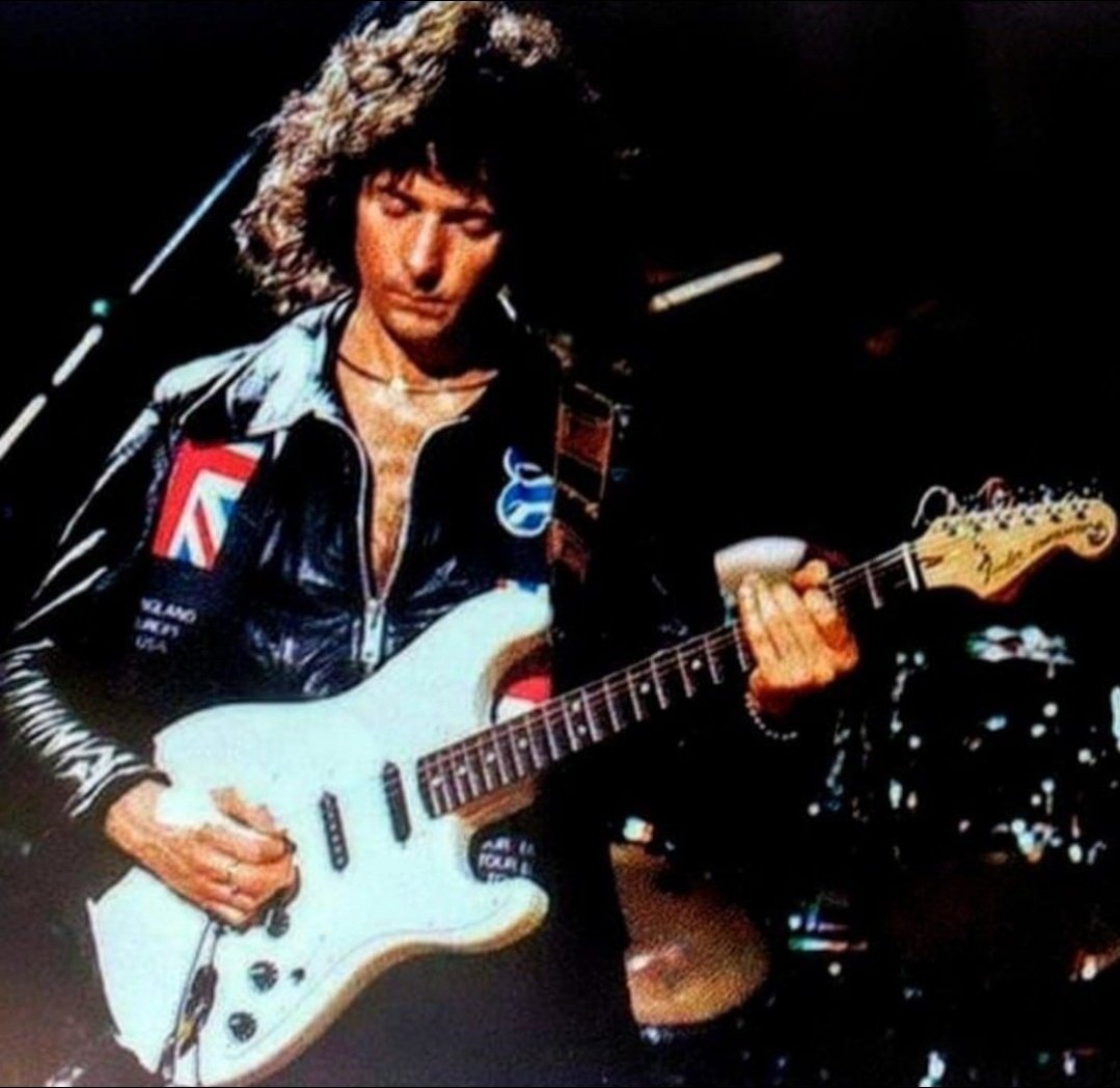 𝑯𝑬𝑨𝑽𝒀 𝑴𝑬𝑻𝑨𝑳Ⓒ tweet media