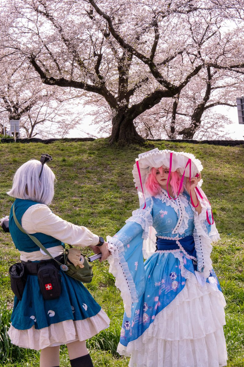 hungnung10's tweet photo. Yuyuko and youmu 
Me and my lover 

#YuyukoSaigyouji #TouhouProyect #東方Project #西行寺幽々子 https://t.co/t3pzJEvRo6