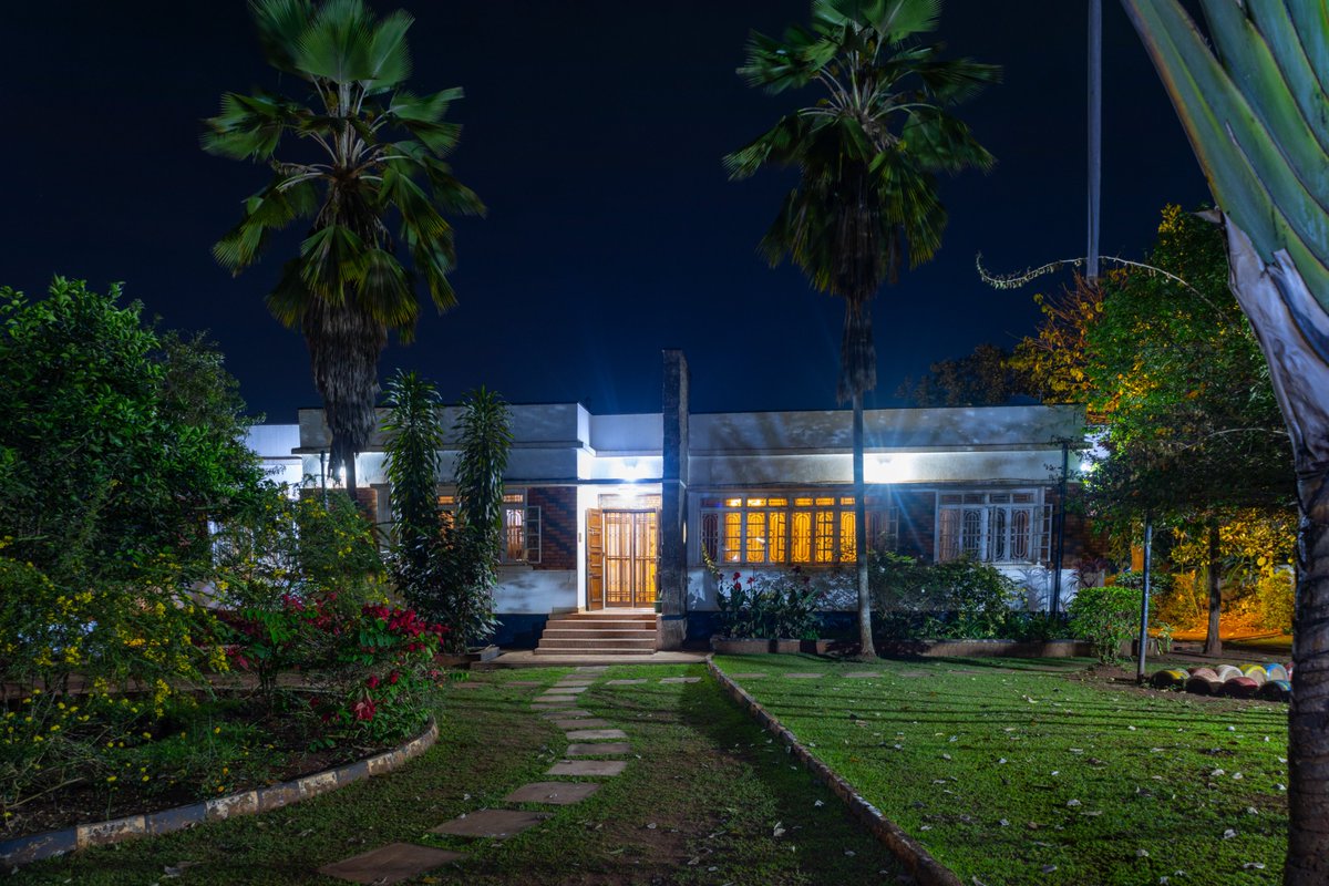 mutima_villa's tweet photo. ✨ Your perfect escape in Jinja 🌿

Groups, couples, solo stays, company retreats &amp; birthdays — all welcome at Mutima Villas in  jinja.
Enjoy barbecue, bonfire &amp; peaceful vibes in a beautiful space.
📞 0776904143 | WhatsApp: 0709738066 https://t.co/tX2z7oaxf9
