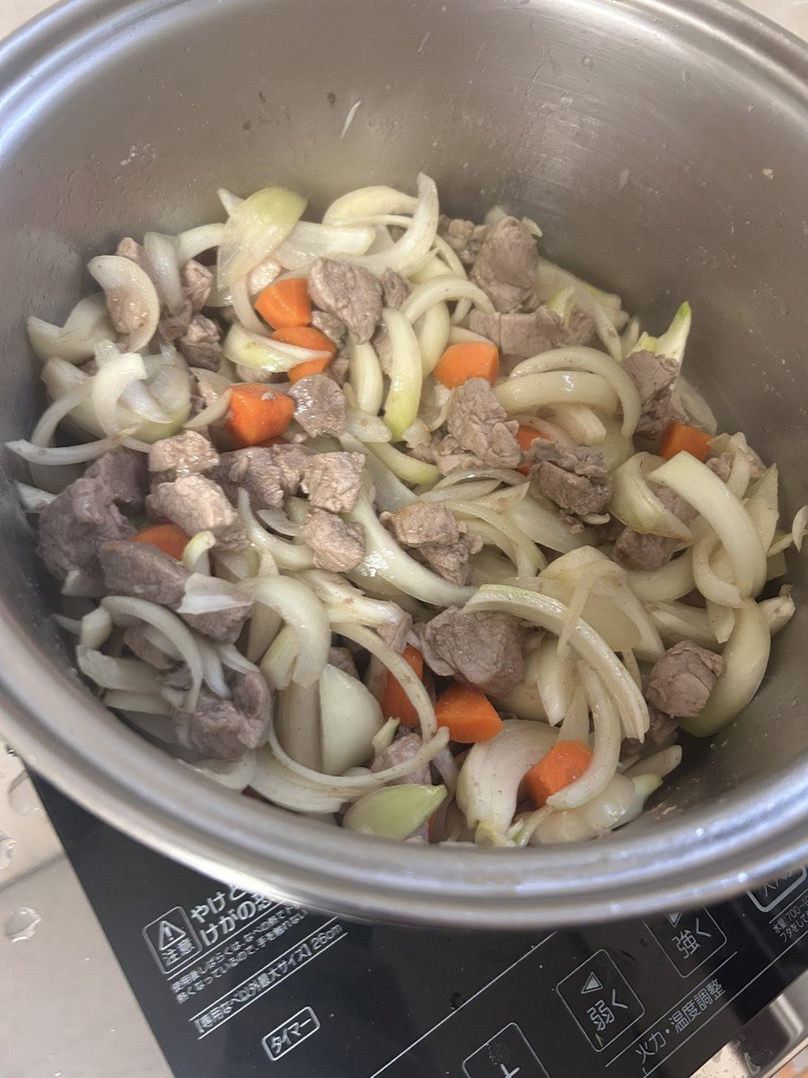 かーーレーーー作り！
