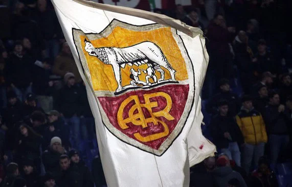 PagineRomaniste's tweet image. #MilanRoma, 14 aprile 1963: i giallorossi compiono l’impresa contro i futuri campioni d’Europa 

#ASR #ASRoma #Roma 

pagineromaniste.com/milan-roma-14-…