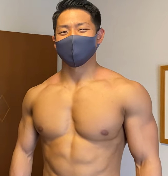 マッチョ揉み tweet media